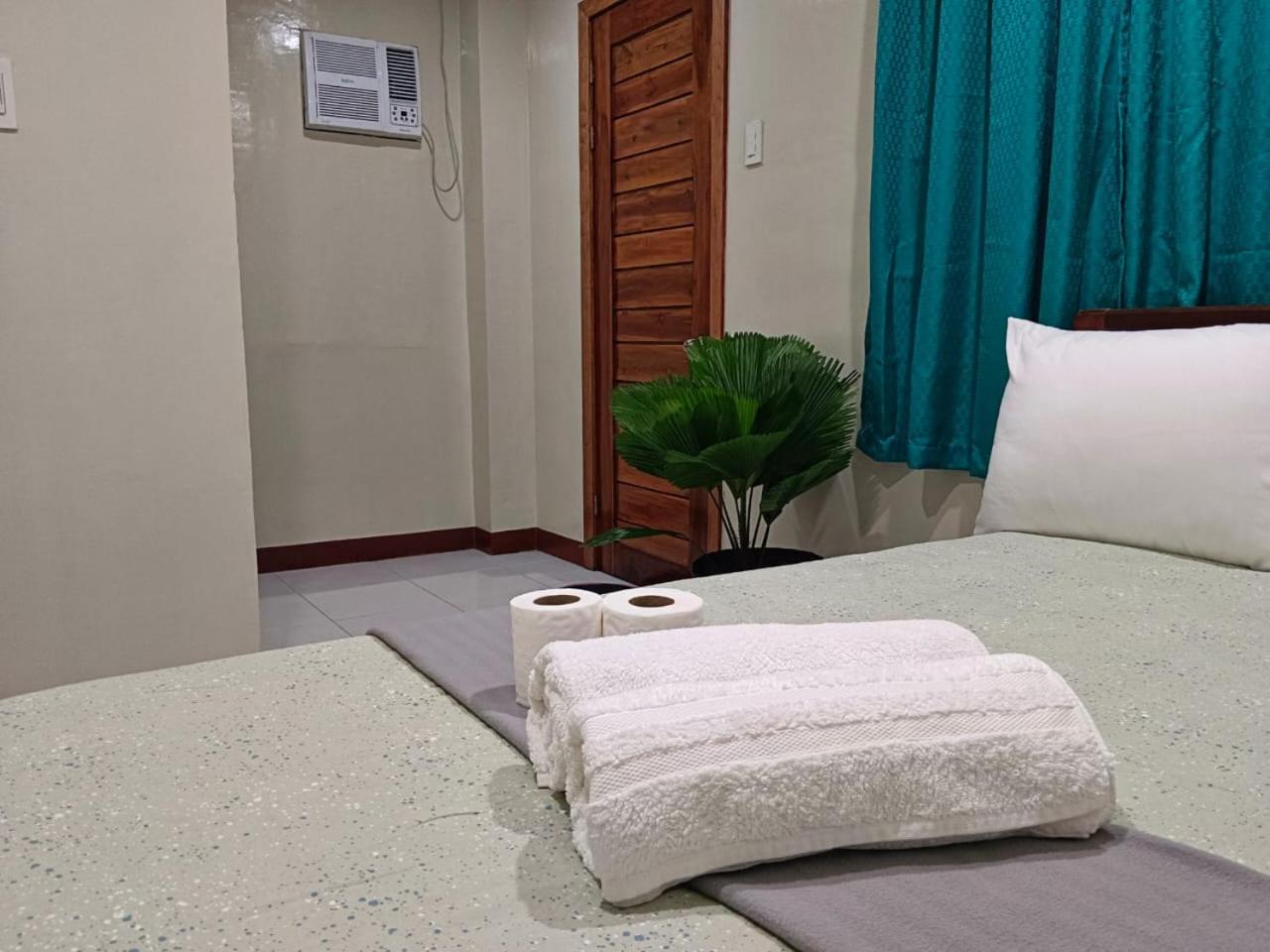 #3 Green Room Inn Siargao Хенерал Луна Екстериор снимка